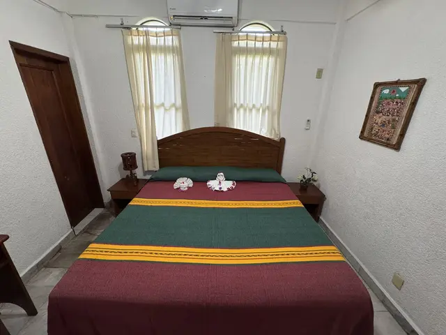 Room 1 at a La Madera Beach hotel, Zihuatanejo – photo 1
